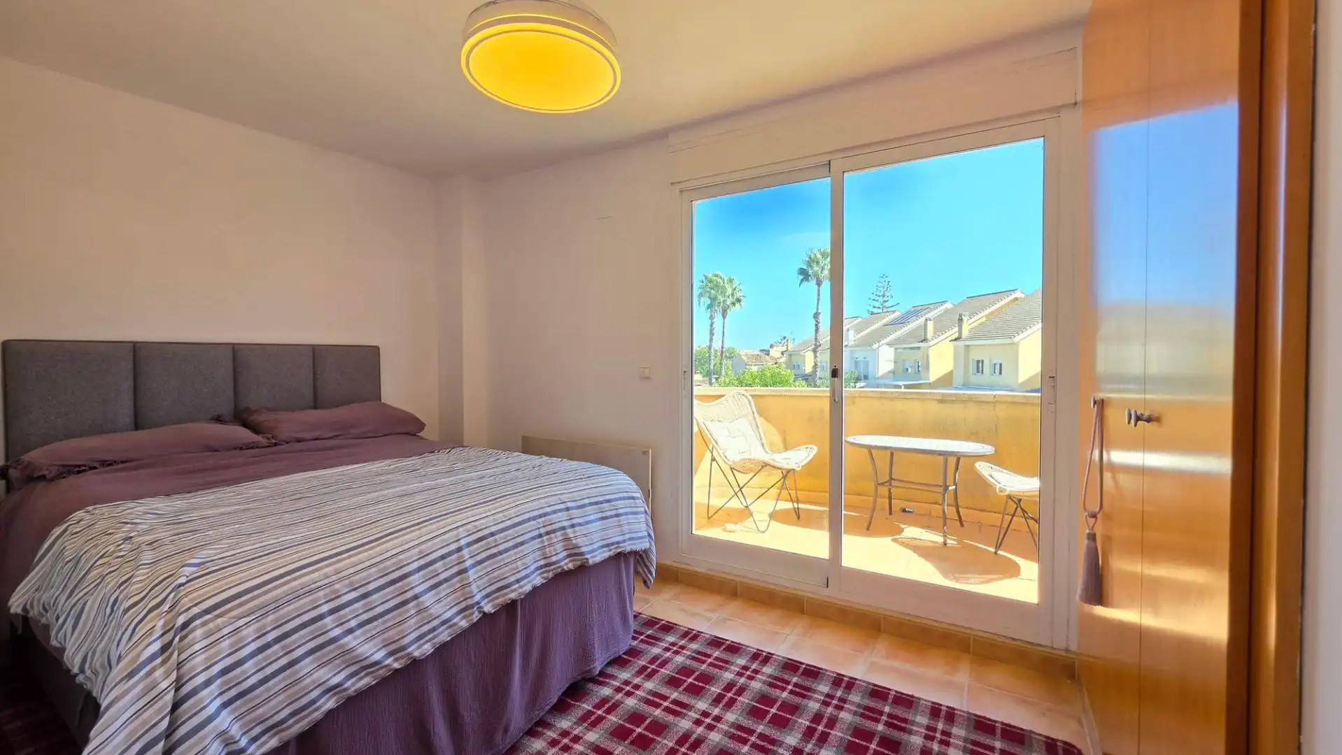 Habitación de Casa adosada en venta en Park Nord - Casona