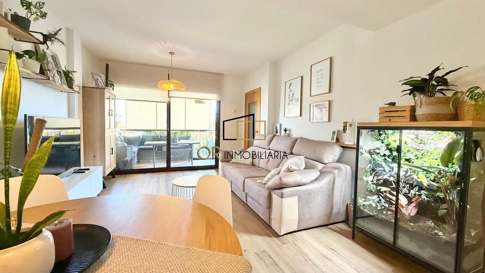 Sala de estar de Casa o chalet en venta en Sant Quintí de Mediona con Calefacción, Jardín privado y Terraza