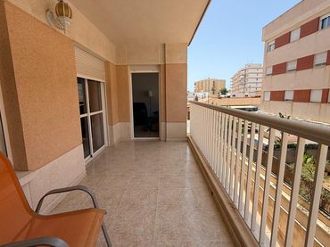 Appartamento con balcone in vendita a Calle JOSE MARIA PEREDA