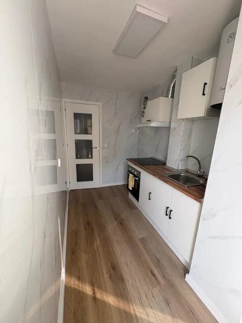 Küche von Wohnung zum Verkauf in Zaragoza mit Klimaanlage, Heizung und Balkon