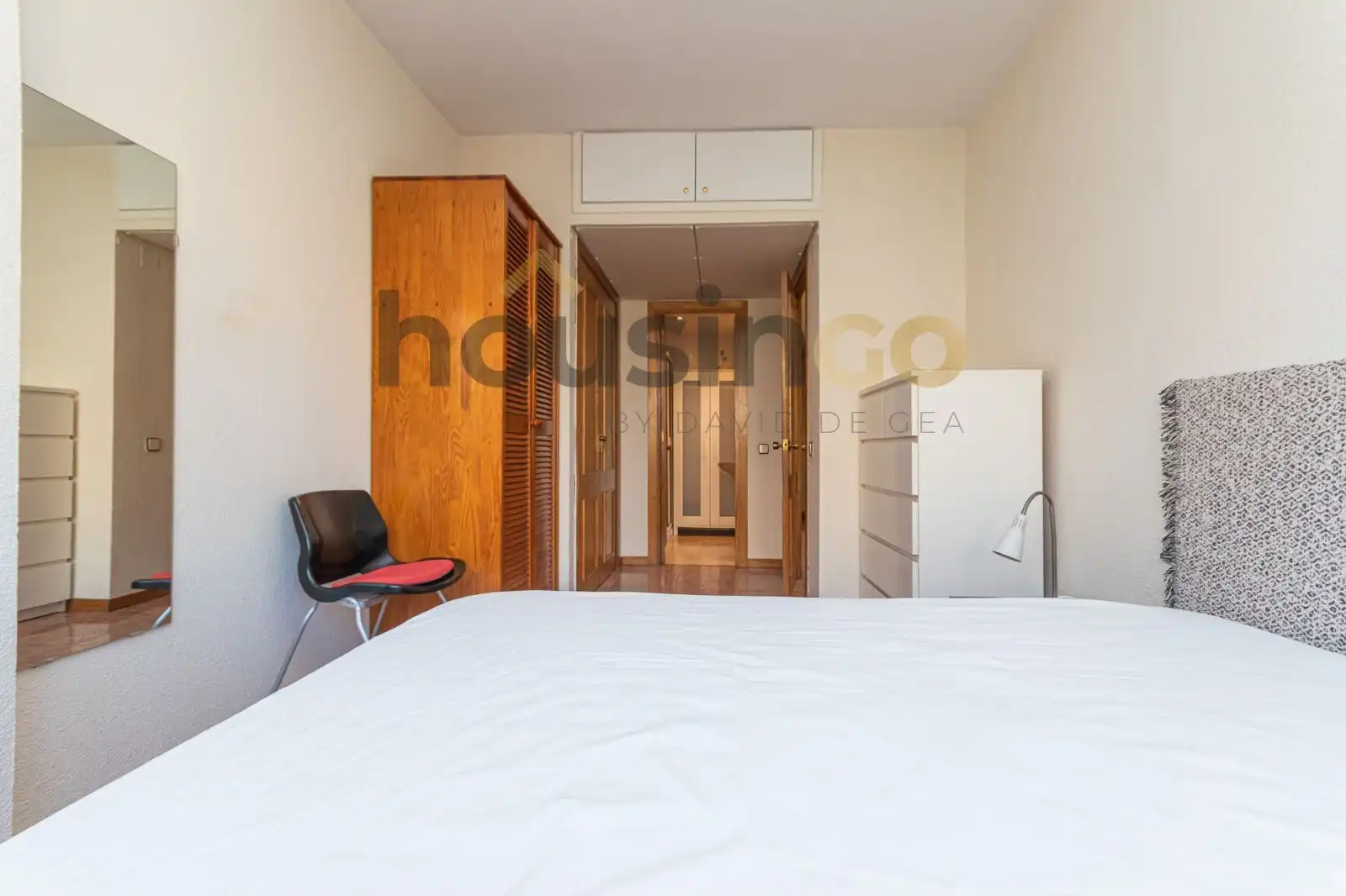 Schlafzimmer von Wohnung zur Miete in Madrid mit Klimaanlage, Heizung und Möbliert
