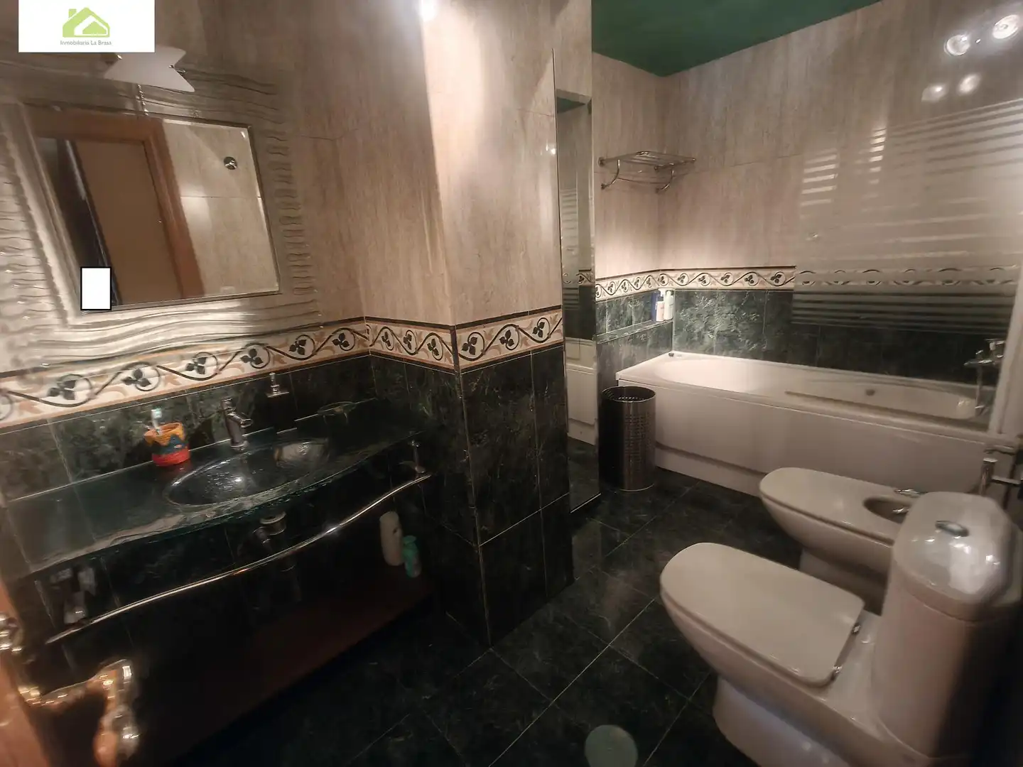 Baño de Apartamento de alquiler en Zamora Capital  con Aire acondicionado, Calefacción y Parquet