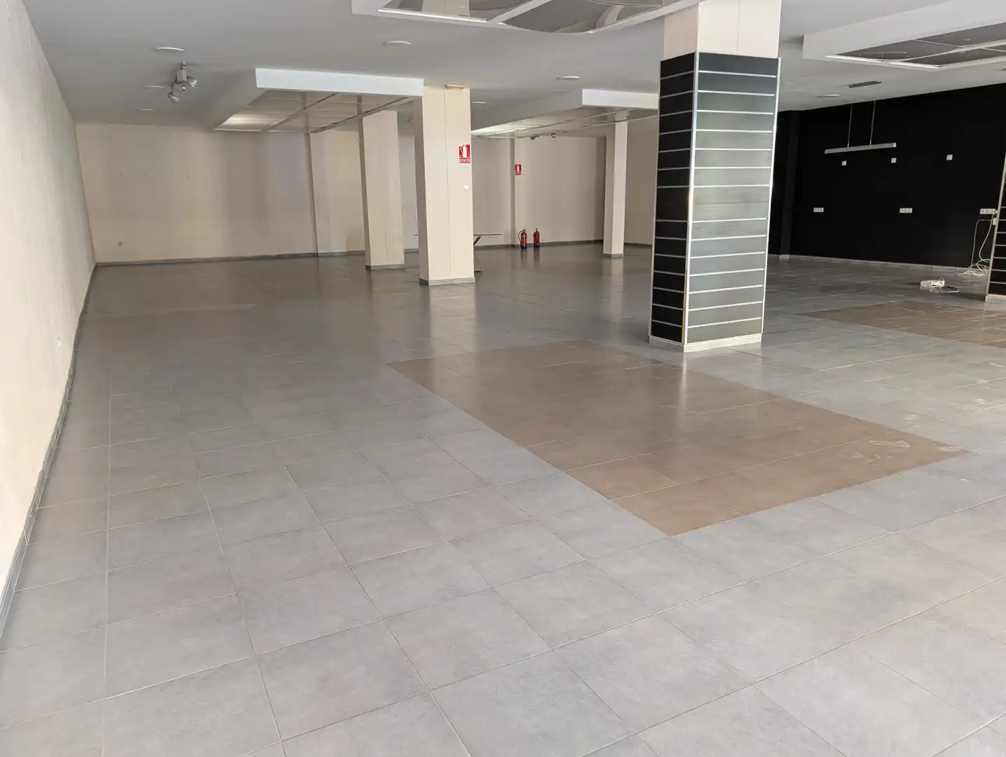 Locale commerciale in vendita a Puerto de Sagunto, imagen 8
