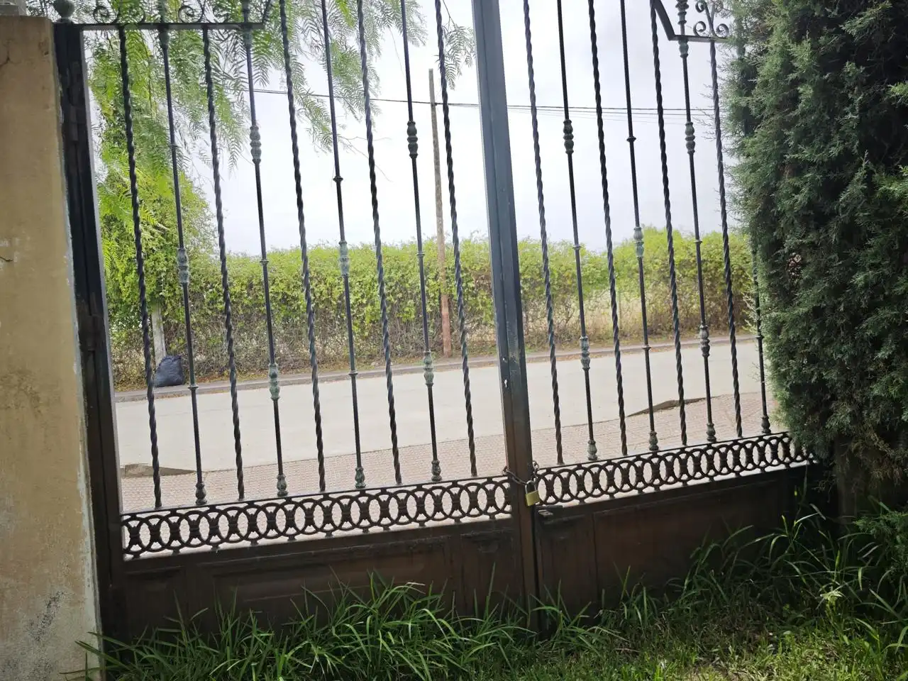 Exterior view of Houses for sale in Majadas  with Air Conditioner, Private garden and Terrace