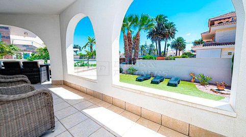Chalet en venta en La Zenia, 7 dormitorios., imatge 3
