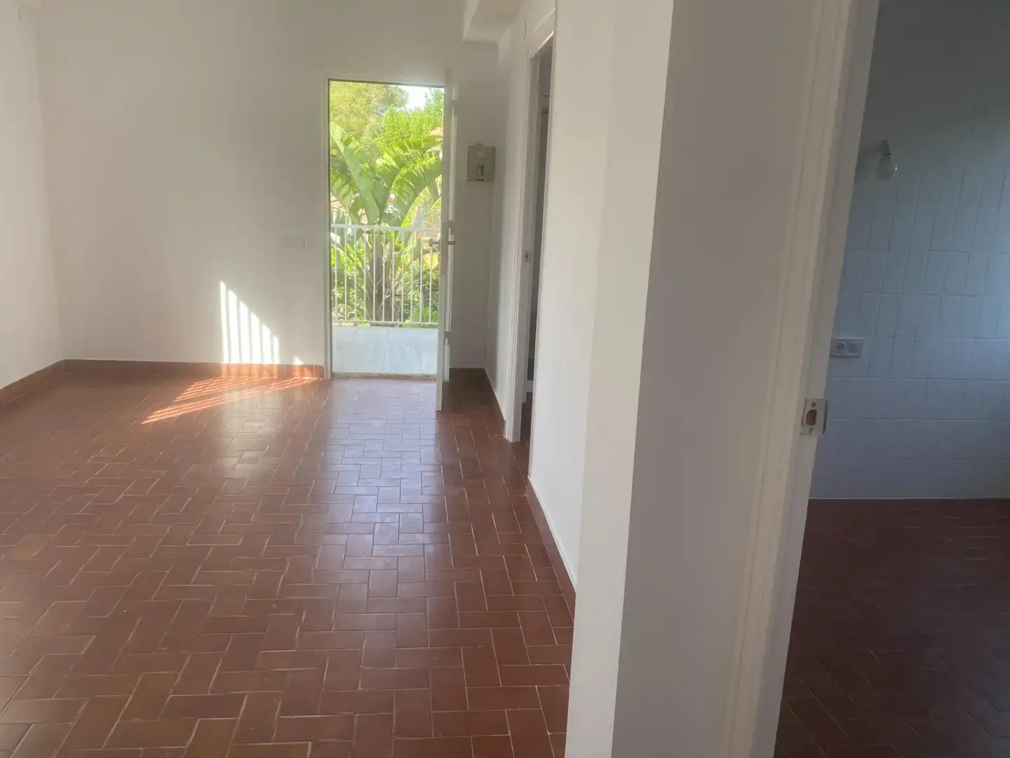 Piso de alquiler en Paterna con Jardín privado, Terraza y Piscina comunitaria