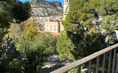 Vista exterior de Àtic en venda en Alcoy / Alcoi amb Terrassa