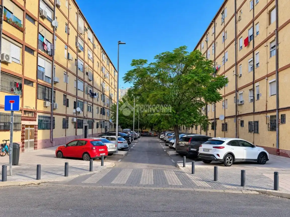 Vista exterior de Piso en venta en Madrid