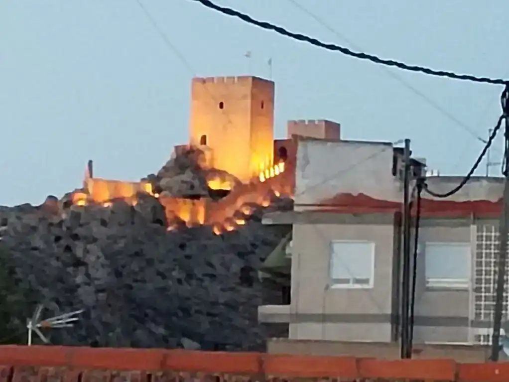 Vista exterior de Casa adosada en venda en Sax amb Aire condicionat