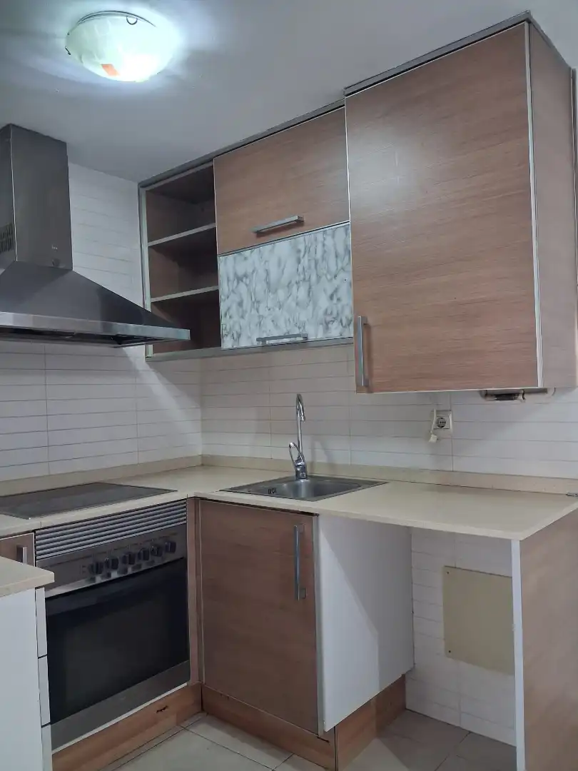 Cocina de Piso en venta en Rubí con Aire acondicionado, Horno y Balcón