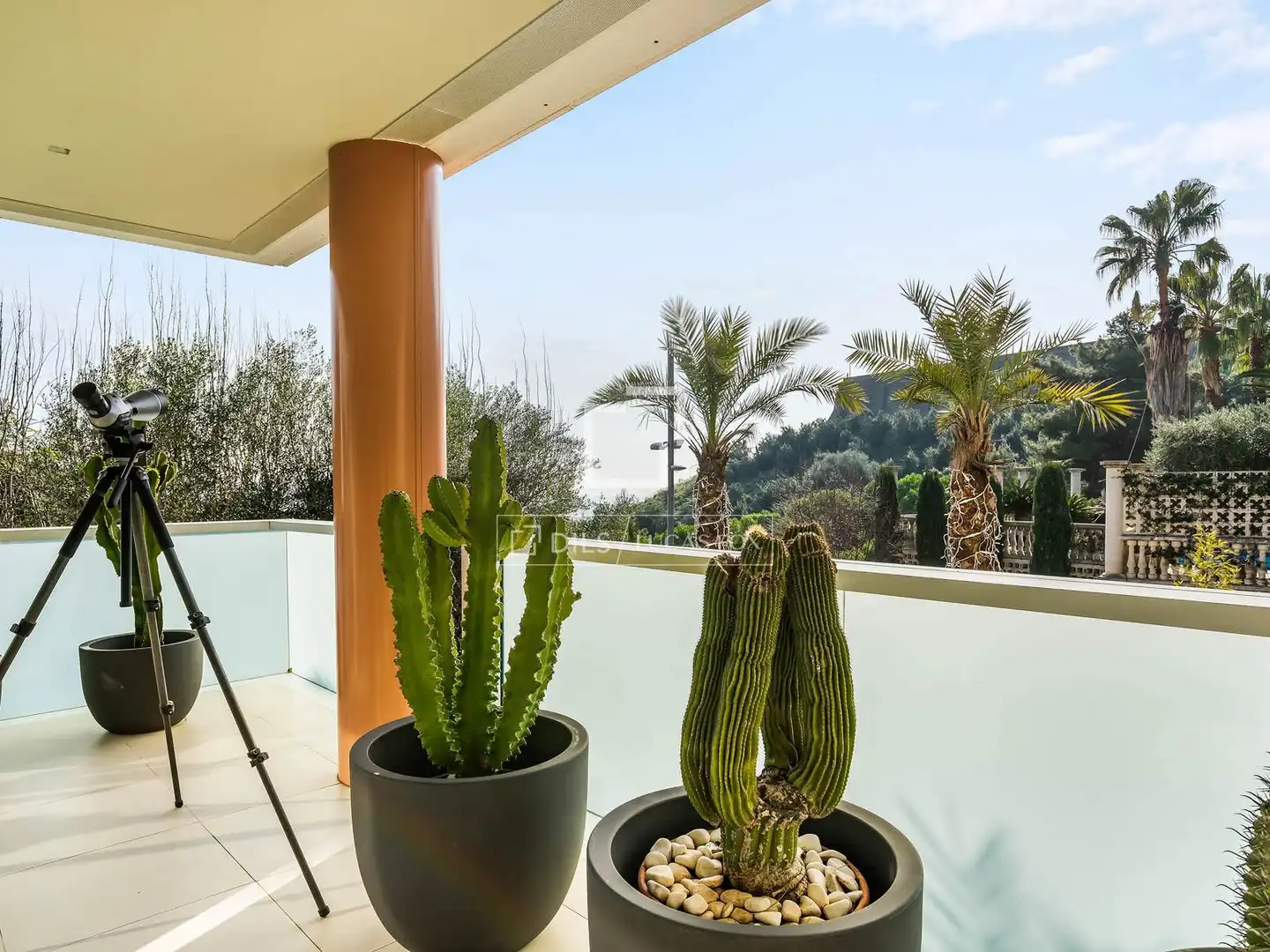 Terrassa de Casa o xalet en venda en Barcelona amb Aire condicionat, Calefacció i Jardí privat