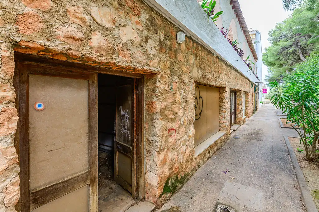 Local comercial en venda a Pasaje Timón