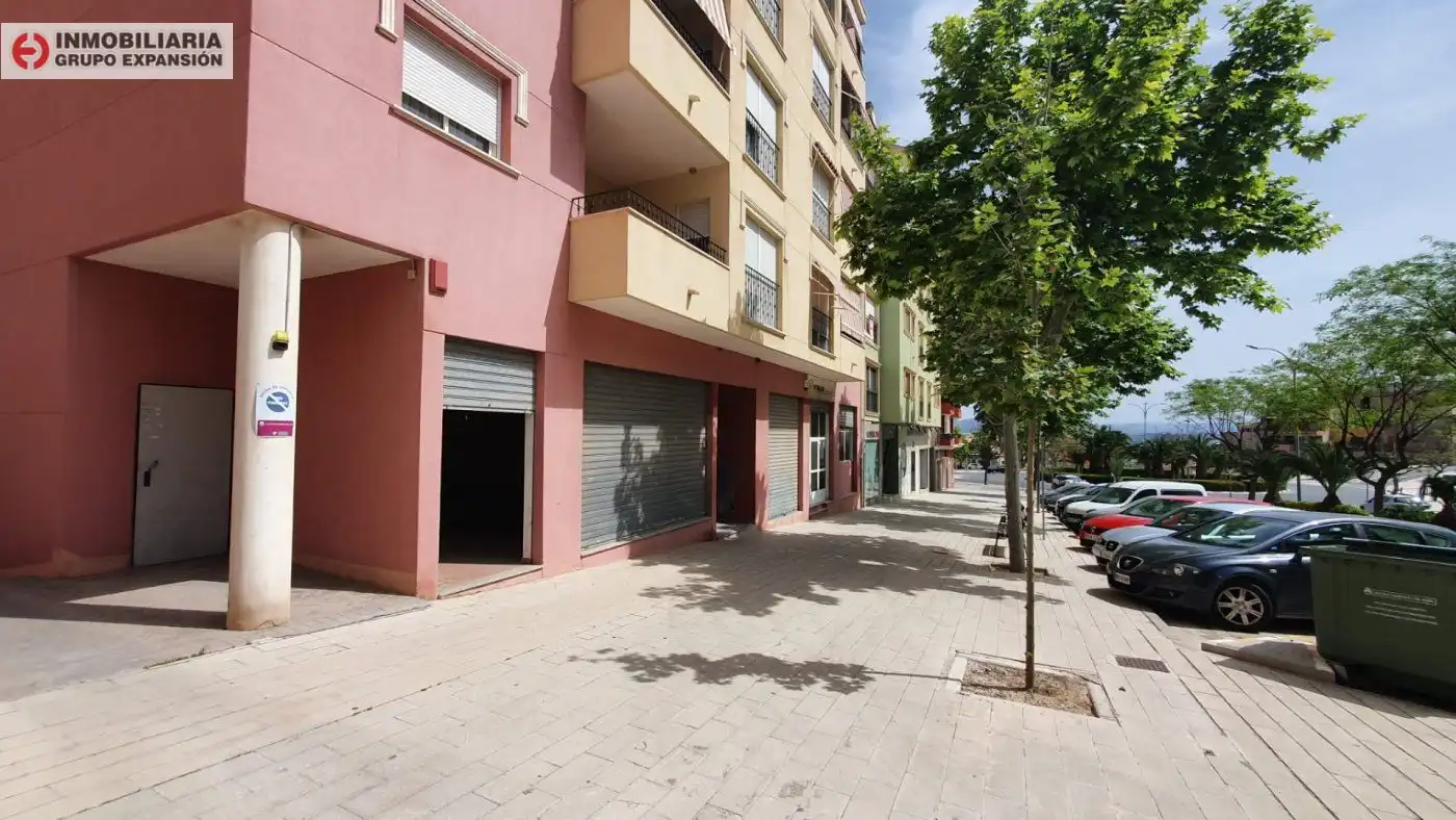 Vista exterior de Local en venta en Aspe