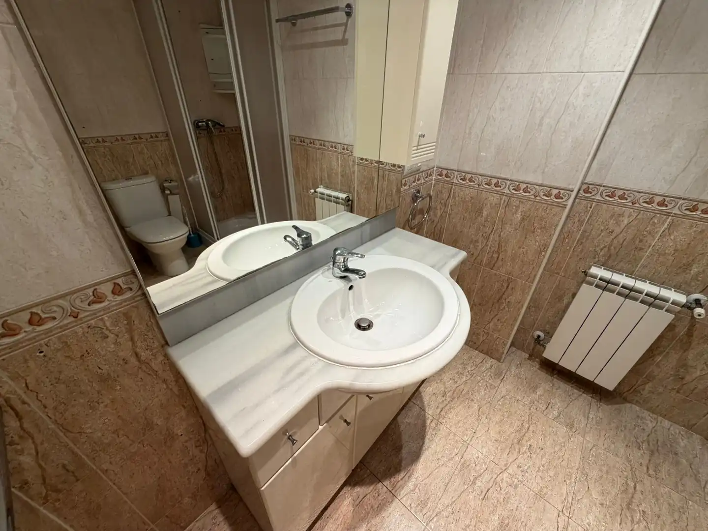 Flat for rent in Gran Passeig de Ronda, Instituts - Universitat