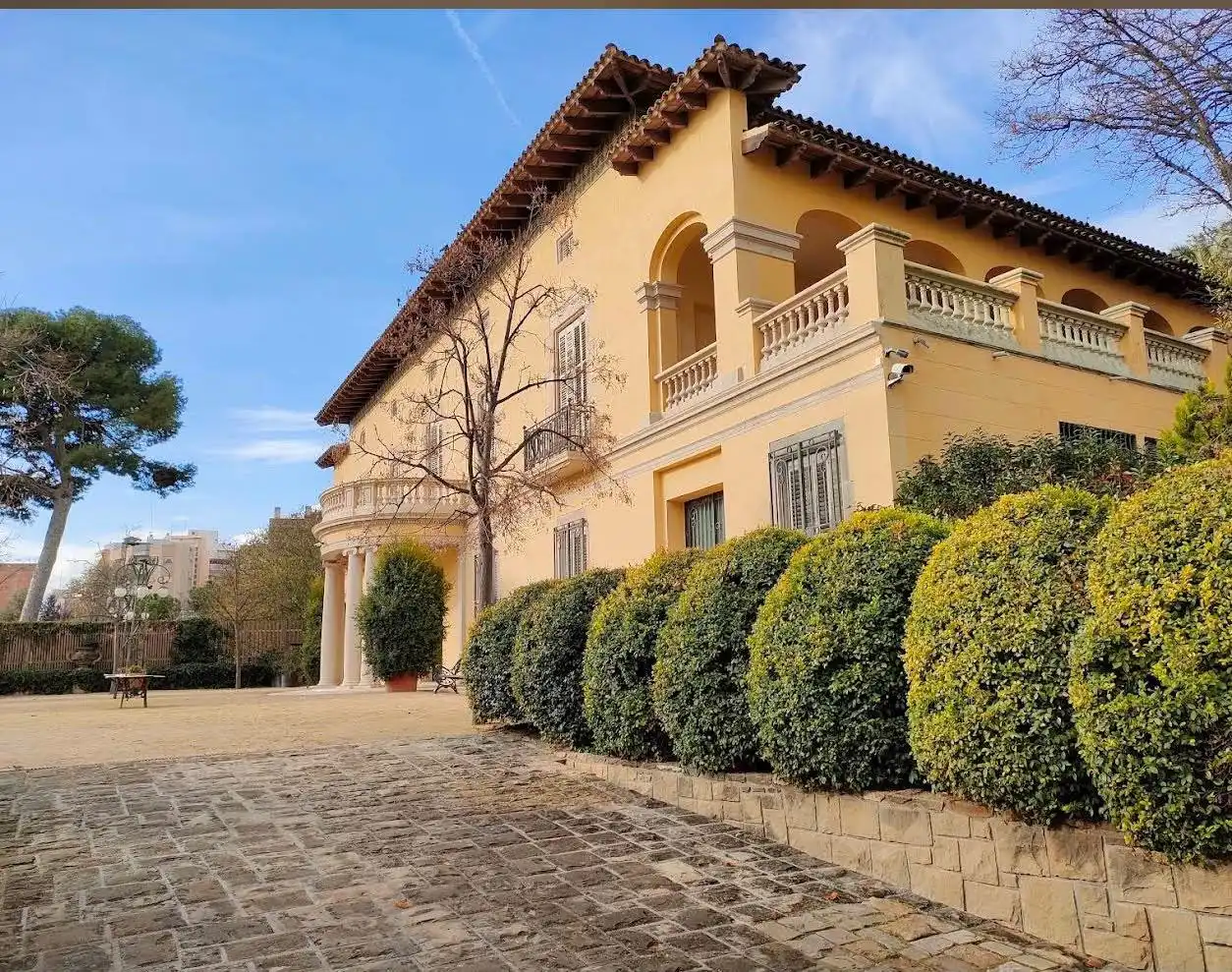 Exterior view of Flat for sale in Esplugues de Llobregat