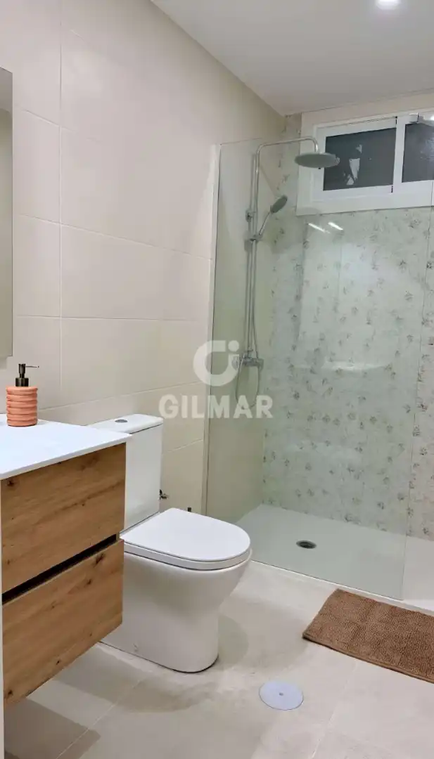 Baño de Piso en venta en Arona con Amueblado