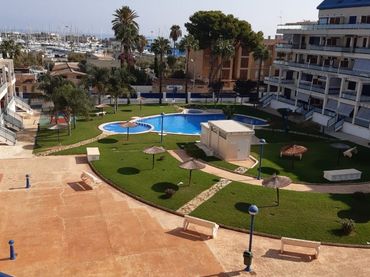 Apartment with pool to rent in El Puerto