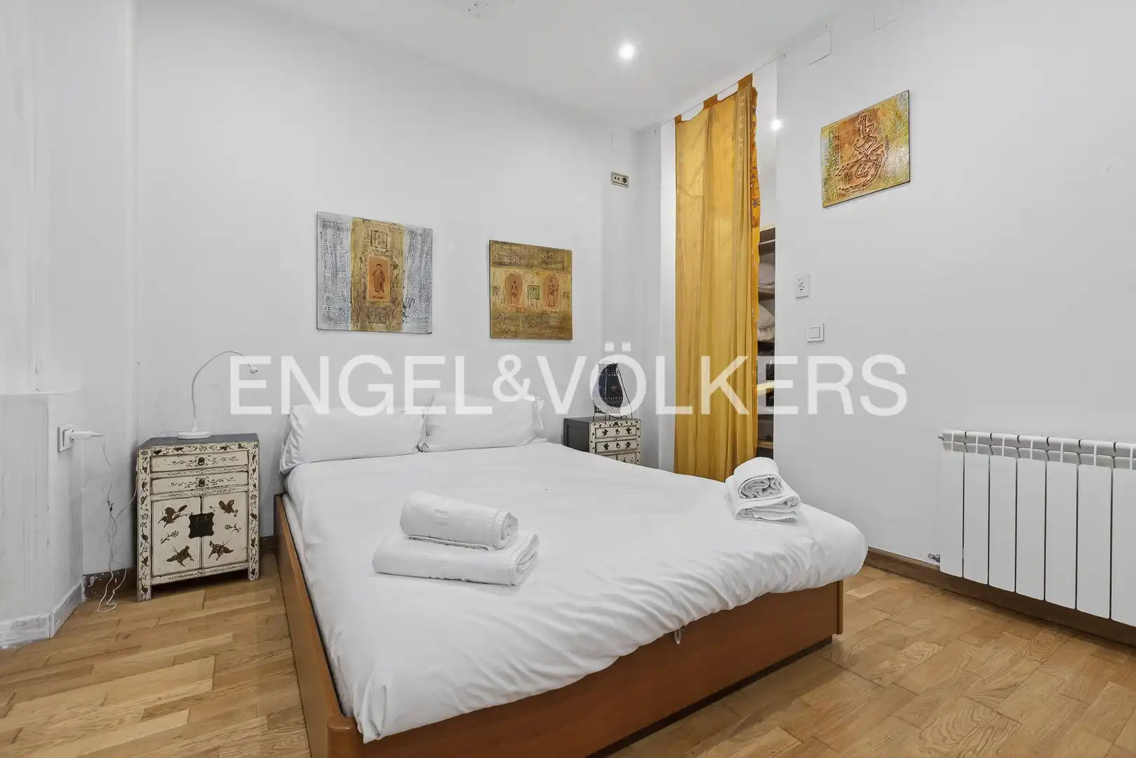 Bedroom of Houses for sale in Sevilla  with Air Conditioner, Heating and Parquet flooring