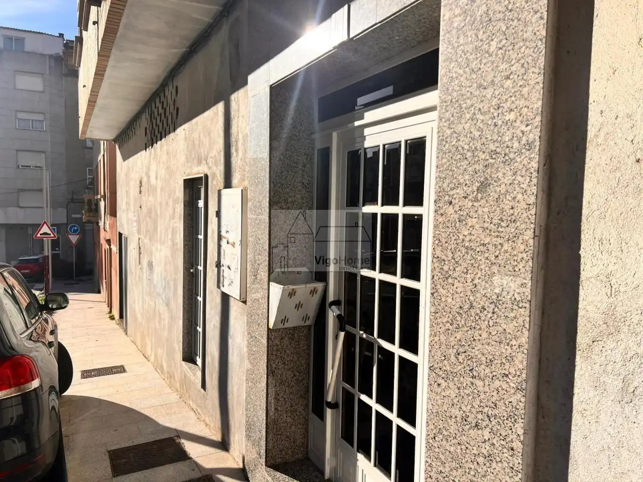 Vista exterior de Planta baja en venta en Vigo  con Calefacción