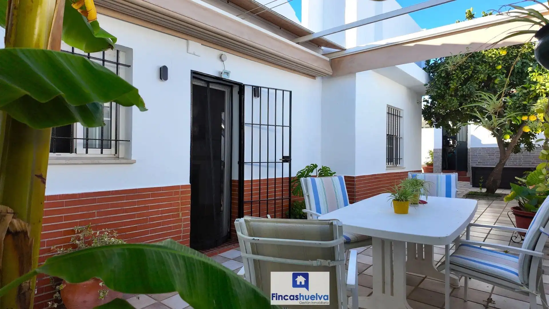 Vista exterior de Casa o xalet en venda en El Rompido, Huelva