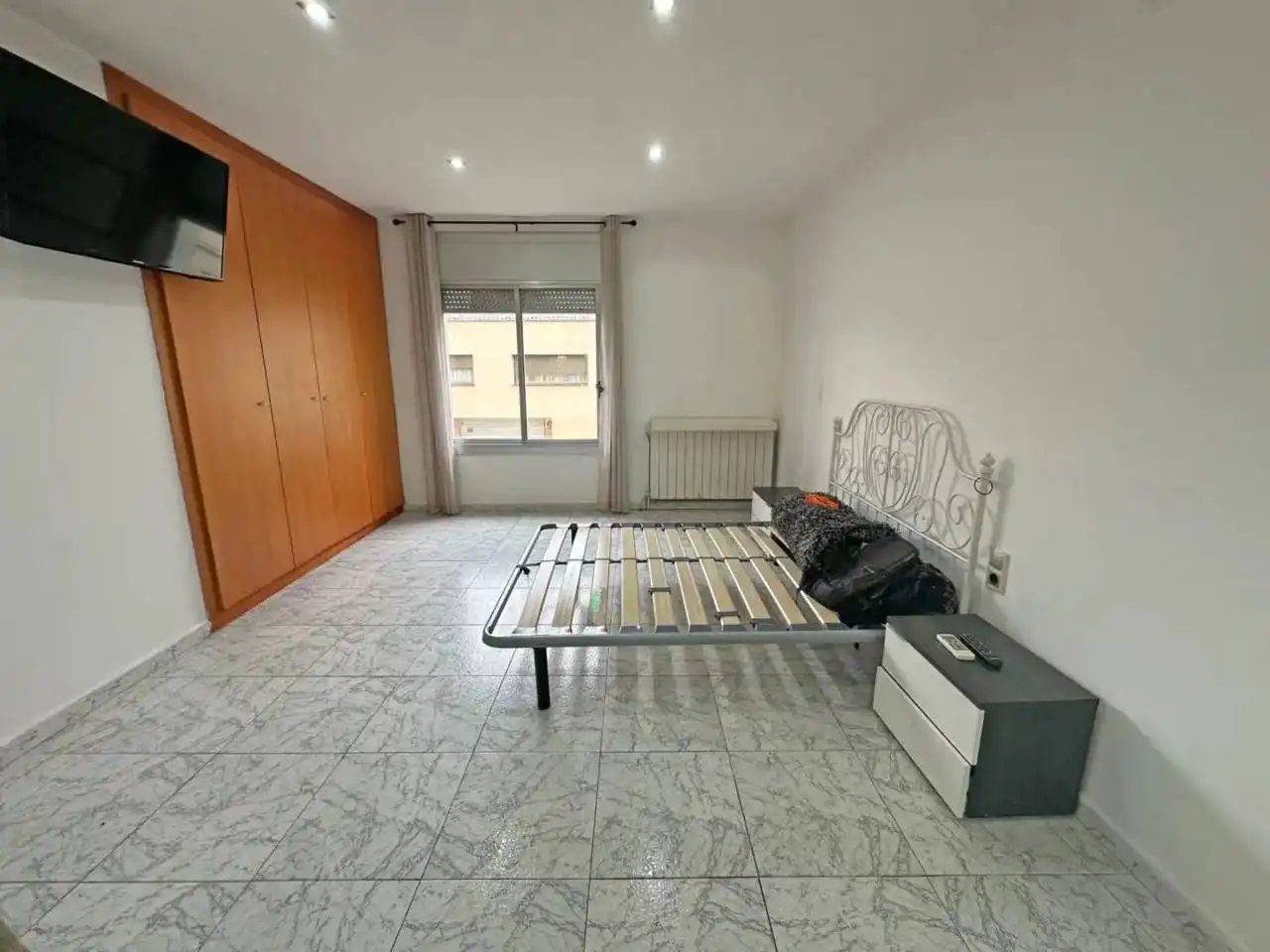 Dormitori de Dúplex en venda en Terrassa amb Calefacció, Terrassa i Moblat