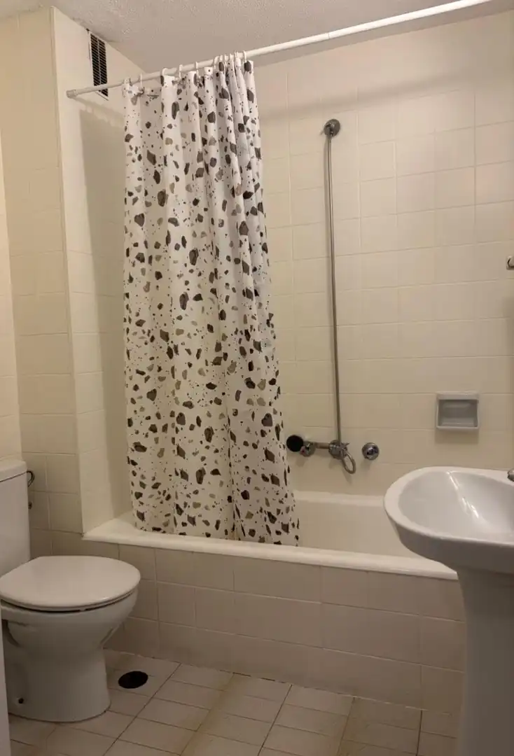 Bathroom of Flat for rent in Centro - Casco Histórico