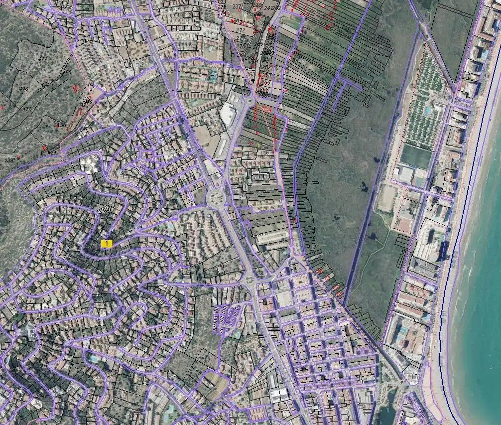 Terrenos y solares en venta en Avenida de Anglaterra 10, imagen 4