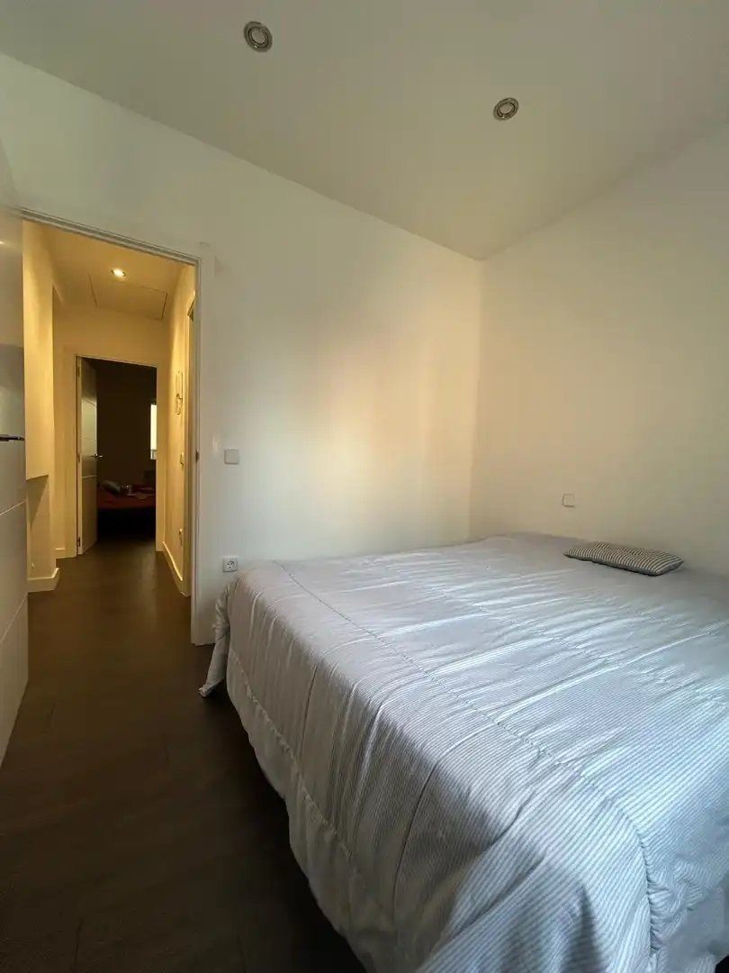 Habitación de Edificio en venta en Segovia