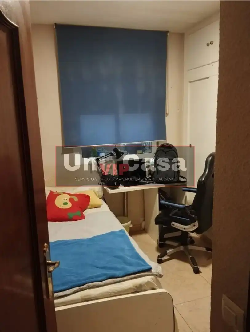 Dormitori de Pis en venda en Córdoba amb Aire condicionat i Jardí privat