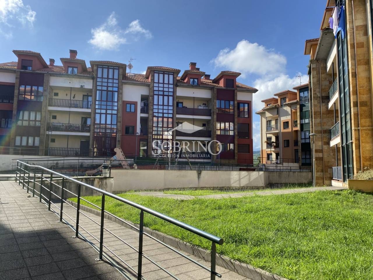 Vista exterior de Pis en venda en Ribadedeva amb Calefacció, Traster i Balcó