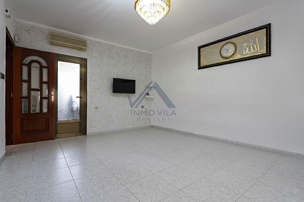 Sala d'estar de Pis en venda en Mataró amb Aire condicionat