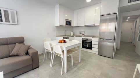 Foto 2 de Apartamento de alquiler en Los Boliches, Fuengirola