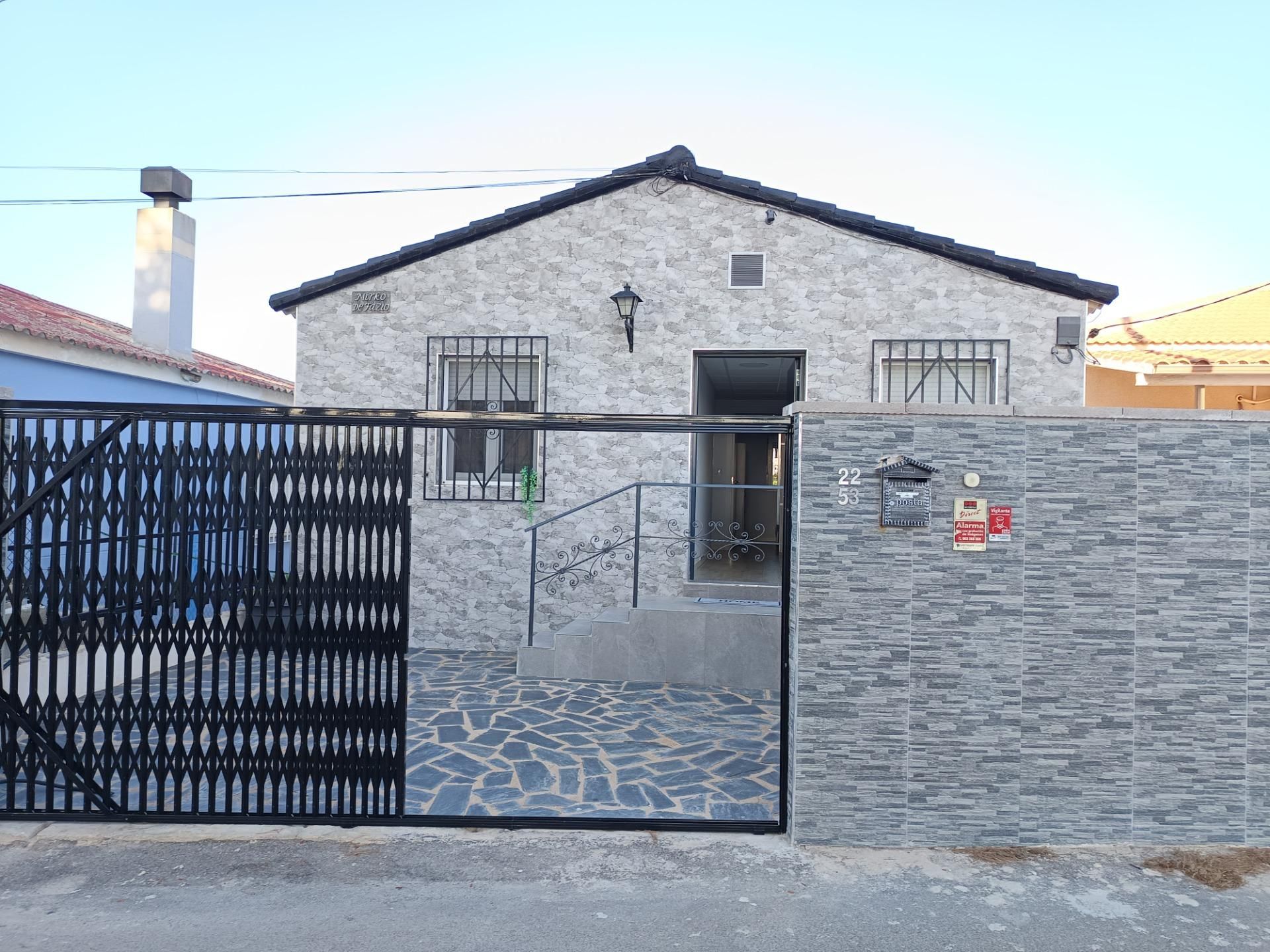 Vista exterior de Casa o xalet en venda en Molina de Segura amb Aire condicionat, Calefacció i Jardí privat