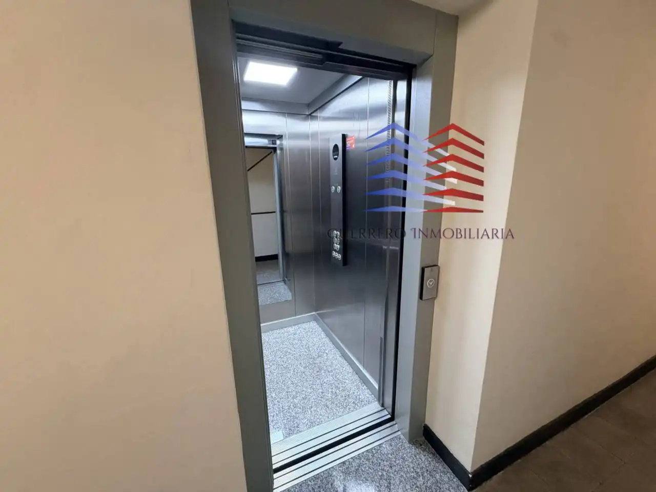 Piso con ascensor en alquiler en Calle Rúa Ntra Sra. Do Viso, imagen 47