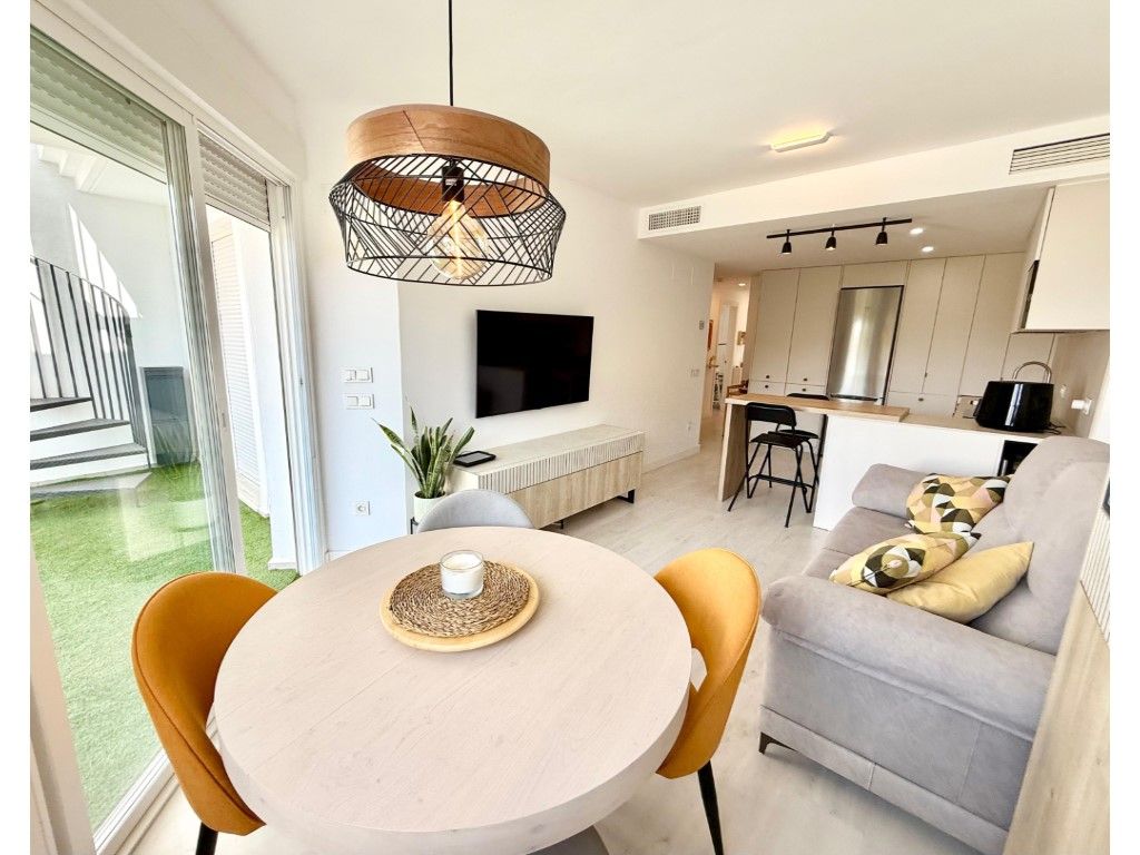 Living room of Duplex to rent in Rincón de la Victoria  with Air Conditioner, Terrace and Furnished