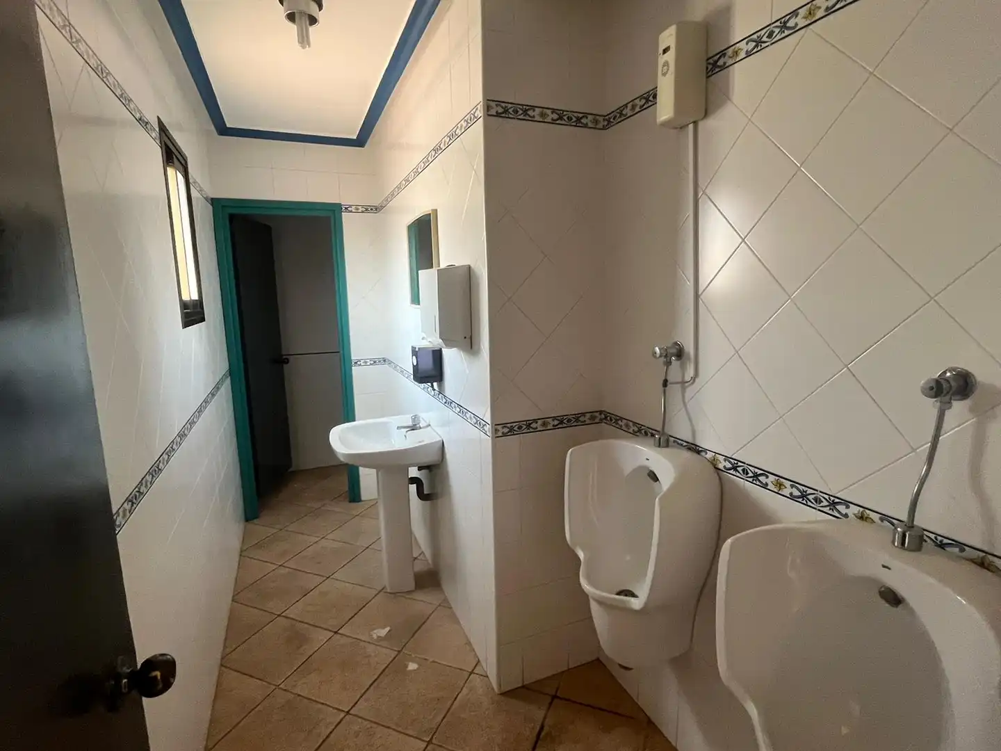 Bathroom of Buildings for sale in Valderrobres