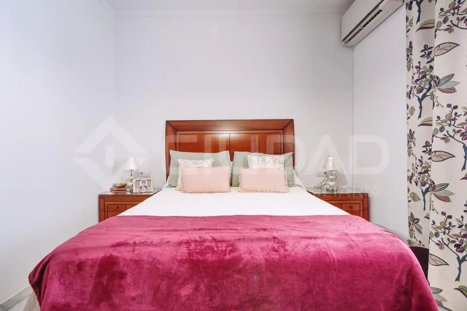 Dormitori de Casa o xalet en venda en Marchena
