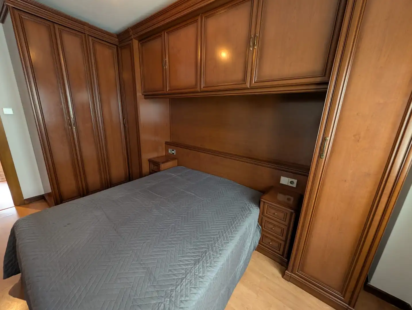 Bedroom of Flat for sale in Gijón   with Heating, Private garden and Parquet flooring