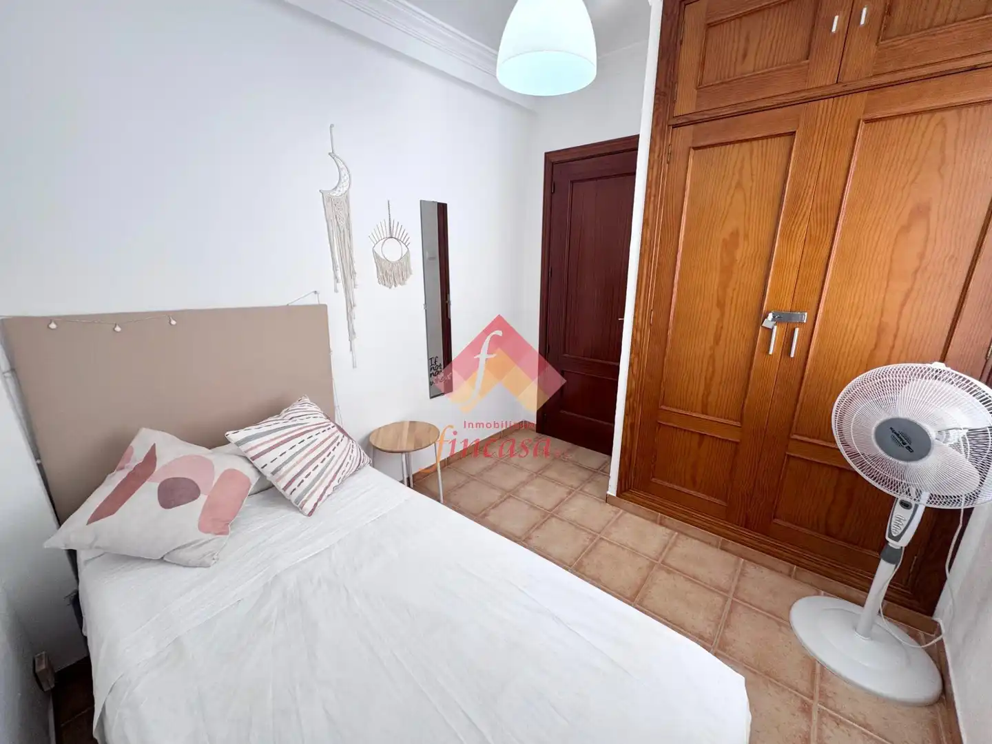 Bedroom of Flat for rent in Ronda  with Furnished
