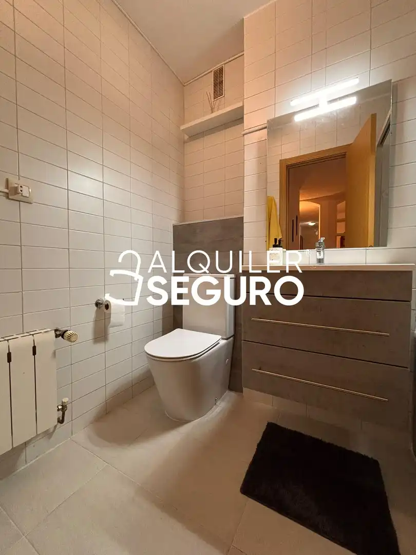 Badezimmer von Wohnung zur Miete in Covibar - Pablo Iglesias