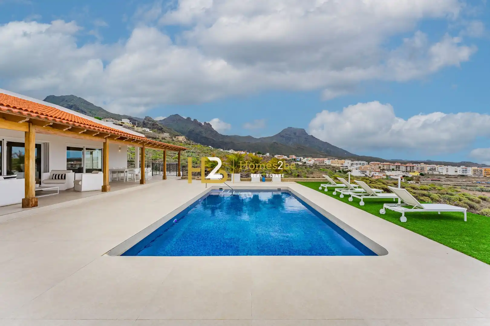 Houses for sale in Casco Urbano