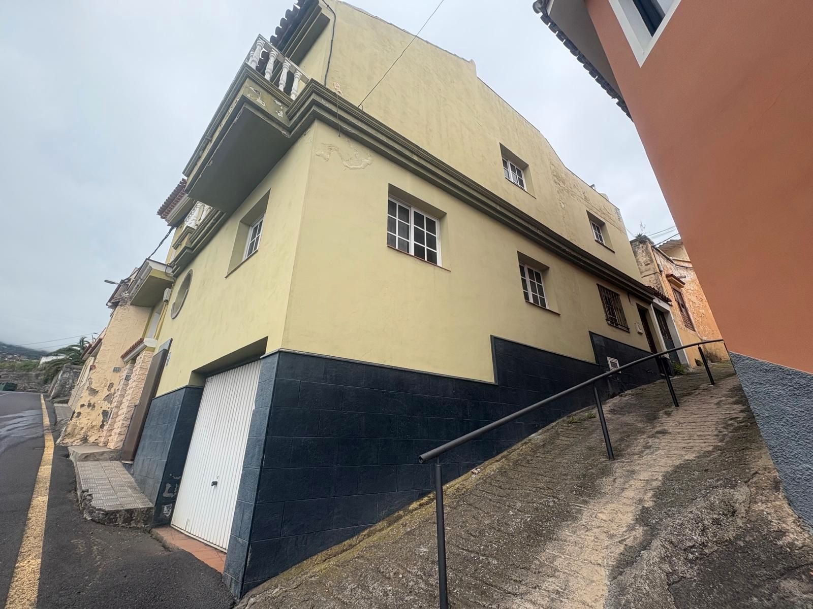 Exterior view of Duplex for sale in Los Realejos  with Balcony