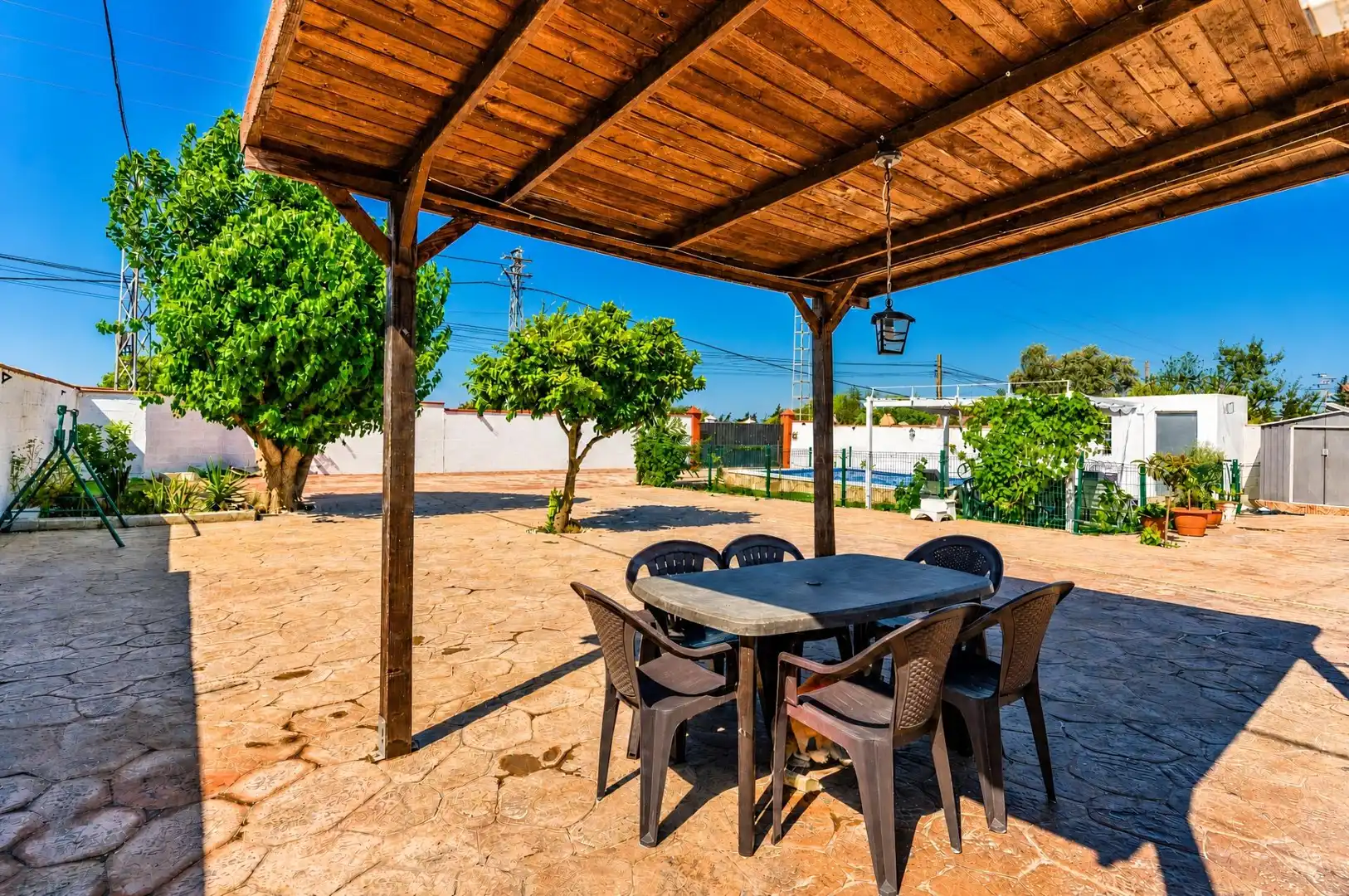 Terrassa de Casa o xalet en venda en Chiclana de la Frontera amb Aire condicionat, Jardí privat i Terrassa