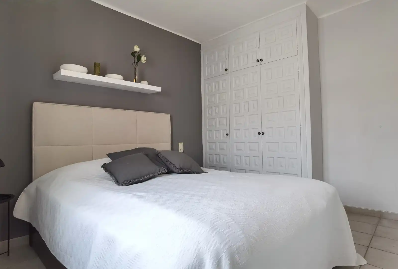 Dormitori de Casa o xalet en venda en Empuriabrava amb Aire condicionat, Jardí privat i Terrassa