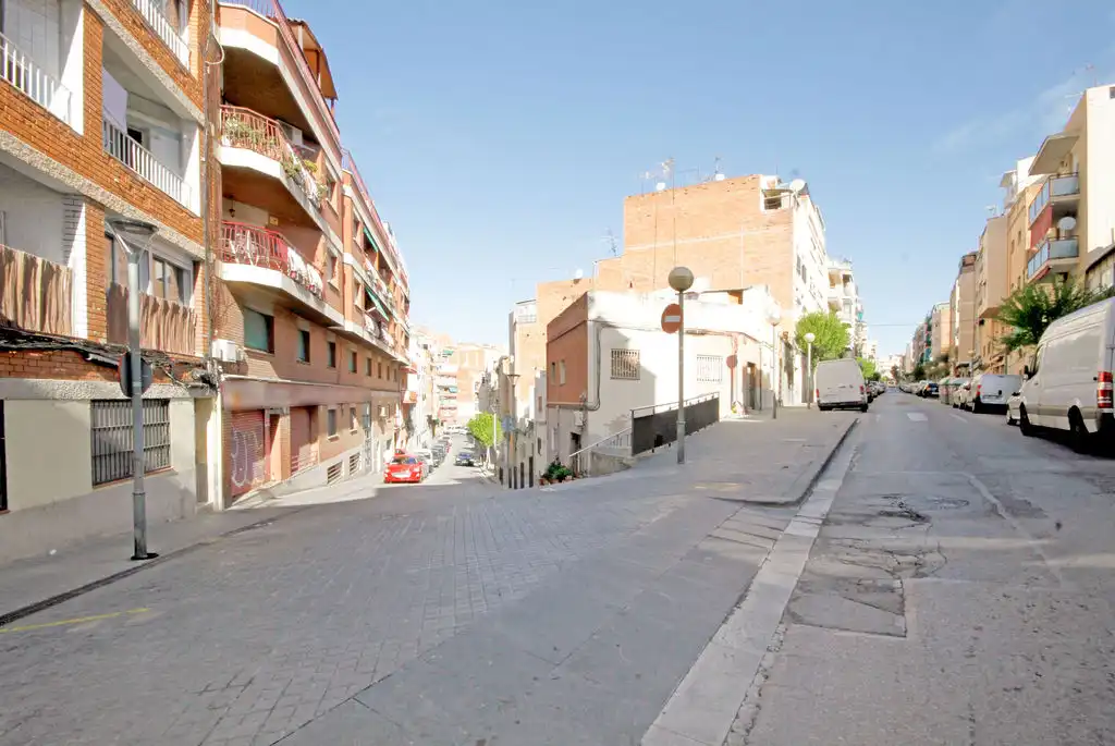 Piso en venta en C/ Pablo Iglesias, La Salut