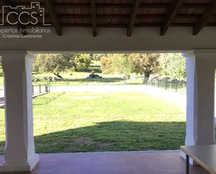 Jardí de Finca rústica en venda en El Pedroso amb Piscina