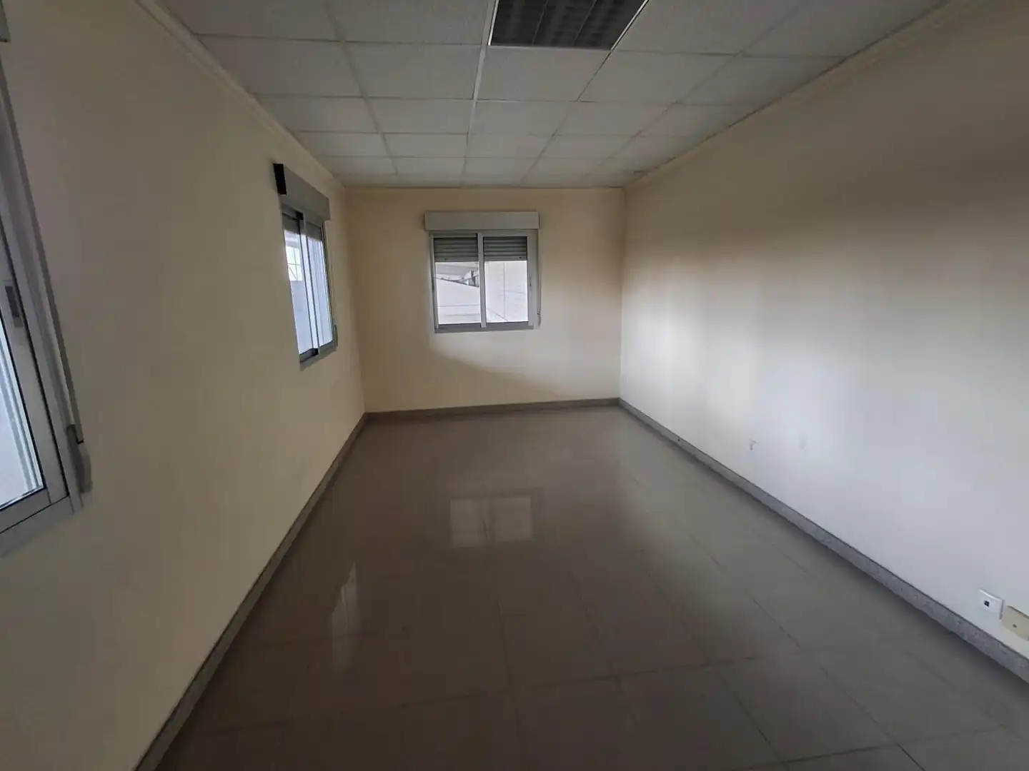 Nave industrial en venta en NUMERO 3, 15, San Cibrao das Viñas