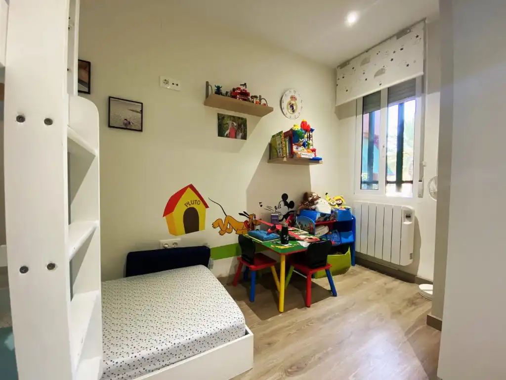 Dormitori de Apartament de lloguer en Benicasim / Benicàssim amb Moblat, Forn i Rentadora