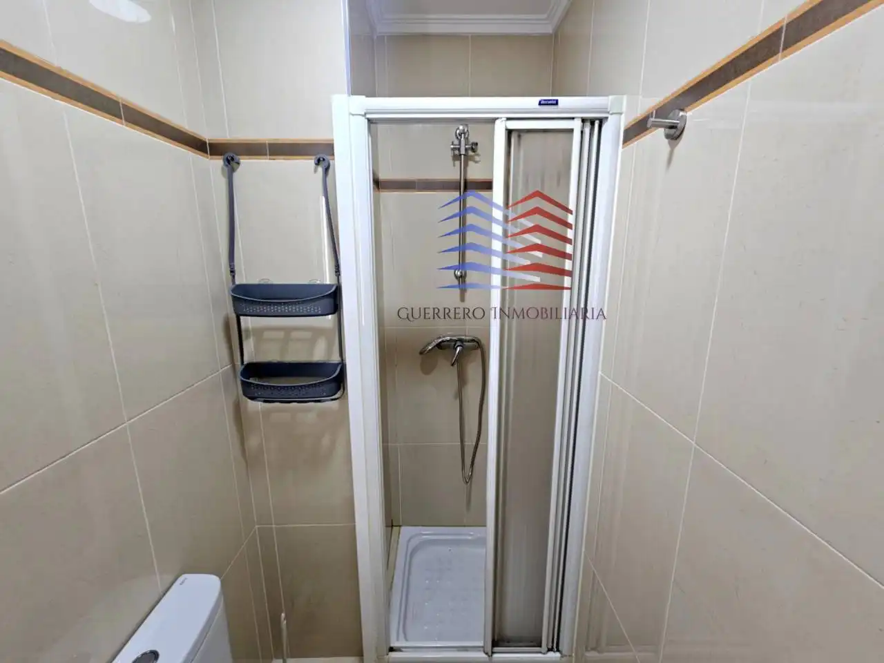 Badezimmer von Maisonette zur Miete in Ourense Capital  mit Heizung, Parkett und Möbliert