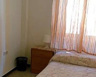 Bedroom of Flat to rent in  Sevilla Capital